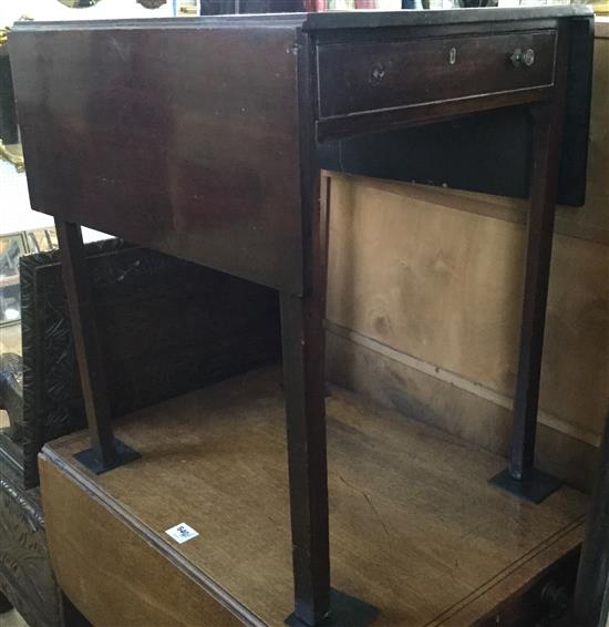 George III Pembroke table